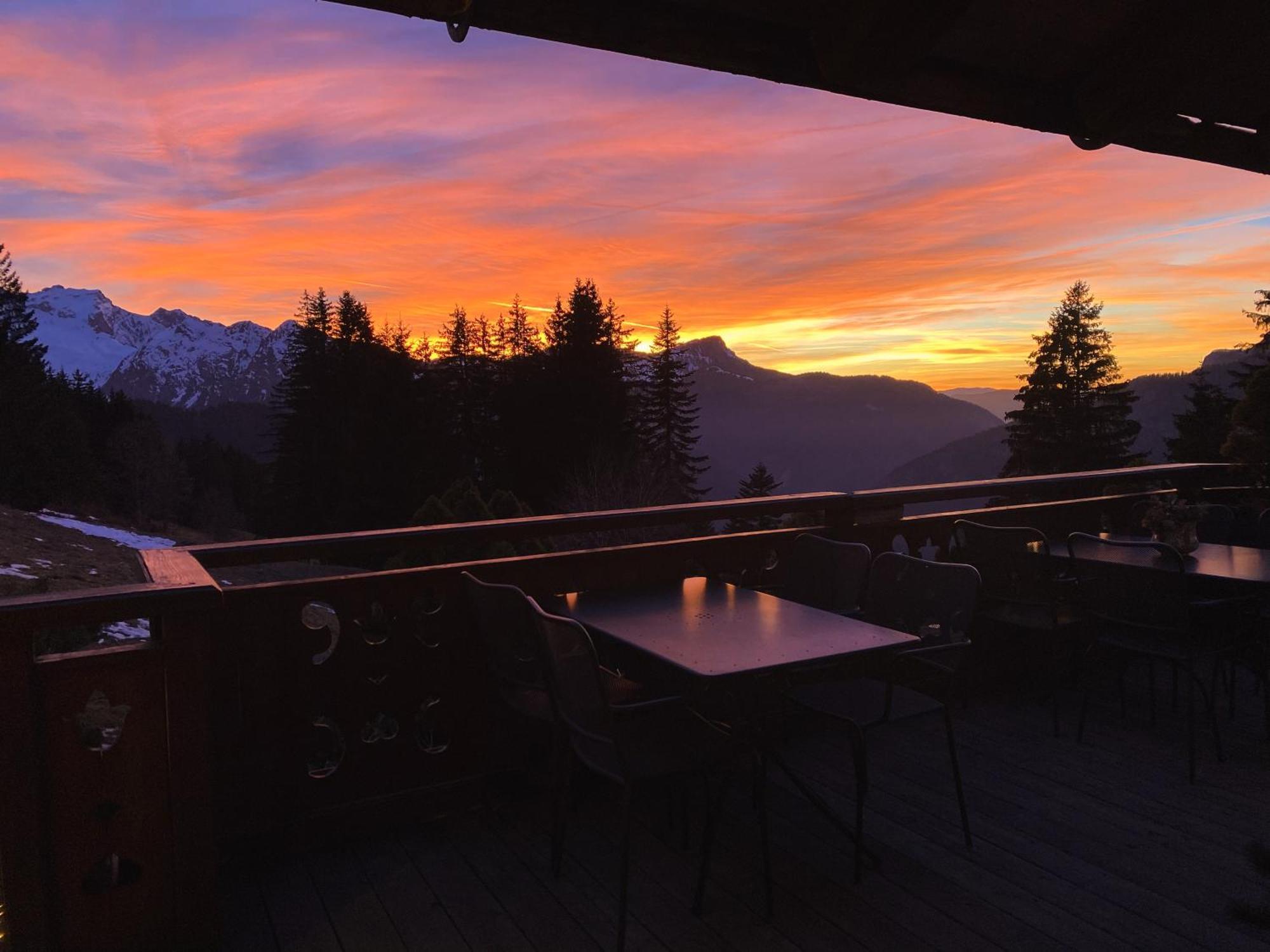 La Ferme Des Vonezins Hotel Thônes Екстериор снимка